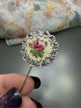 Vintage-Style Floral  Petit Point Stick Pin in Silver Tone